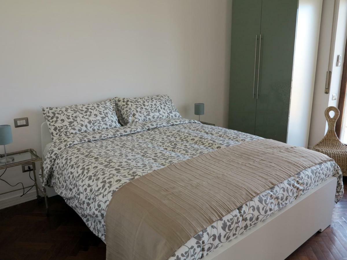 Pretty Panoramic Apartment - Half Way Center-Vomero District Napoli Exterior foto